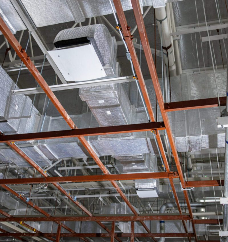 high-scaffolding-structure-under-construction-beam-2026-01-09-11-37-16-utc